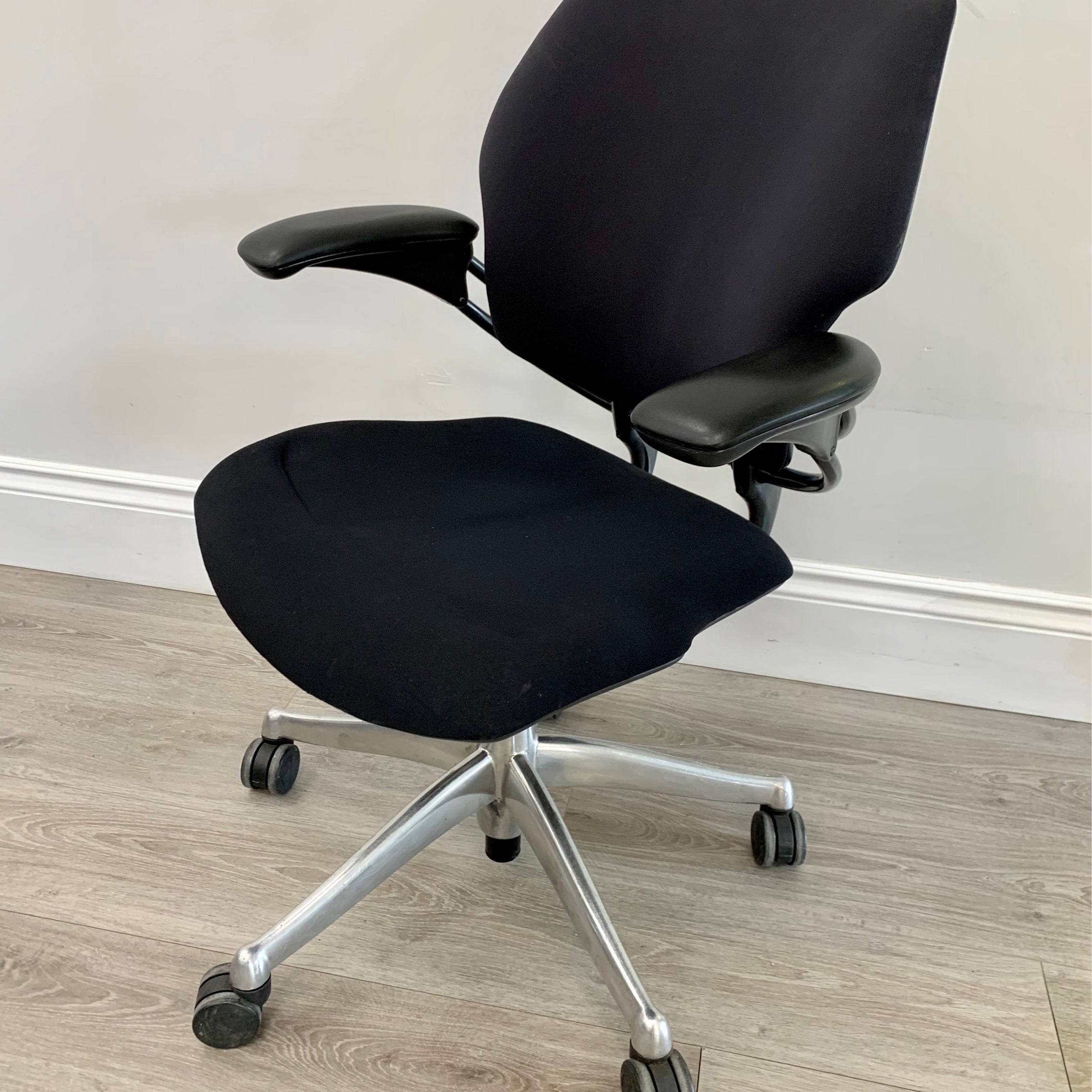 Humanscale Freedom Task Chair, Black